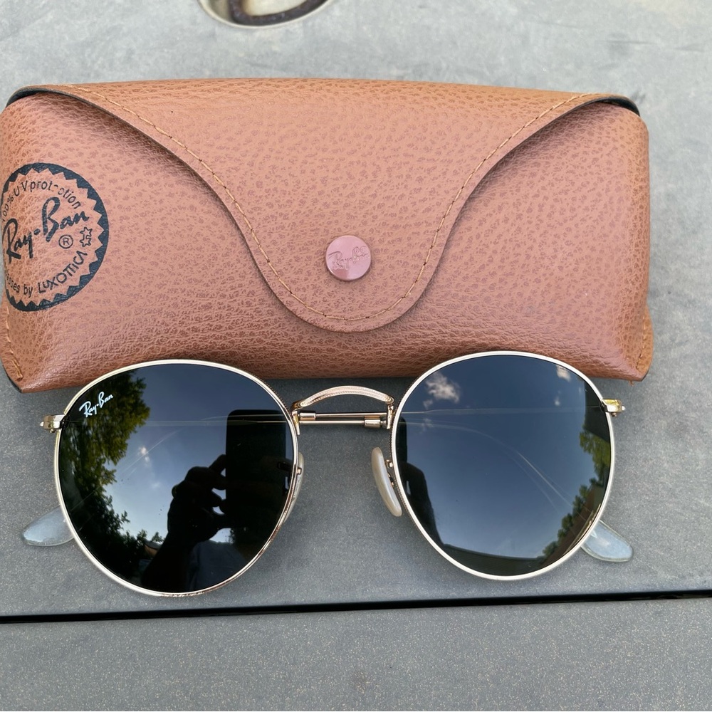Ray-Ban Gold Frame Sunglasses with Black Lenses